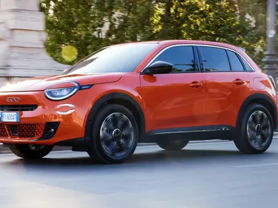 Imagen de FIAT 600 600 e 115kw 54kwh Red nuevo