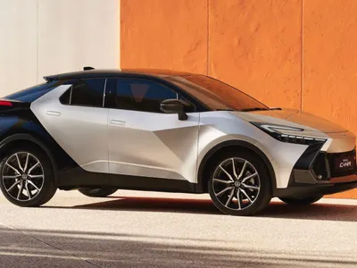 Imagen de TOYOTA C-HR C-HR 220PH Advance nuevo